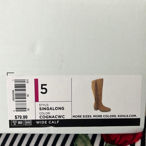 - SO® Singalong Women's Fringe Knee-High Boots - Picture 2 of 7